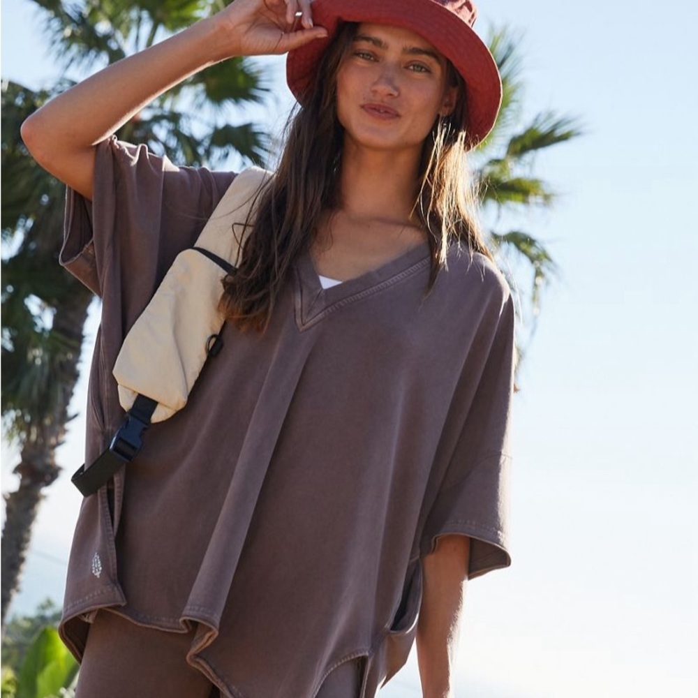 Free People movement – hotshot top in charcoal size L